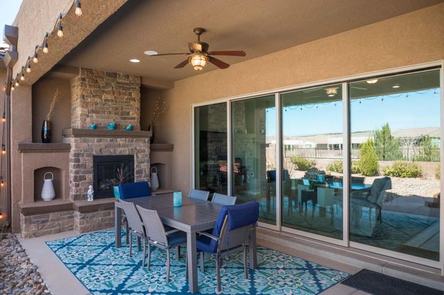 2235 Cebolla Creek Way NW, Albuquerque, NM 87120