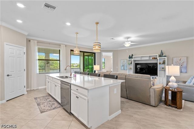 11884 Arboretum Run DR 201, Fort Myers, FL 33913
