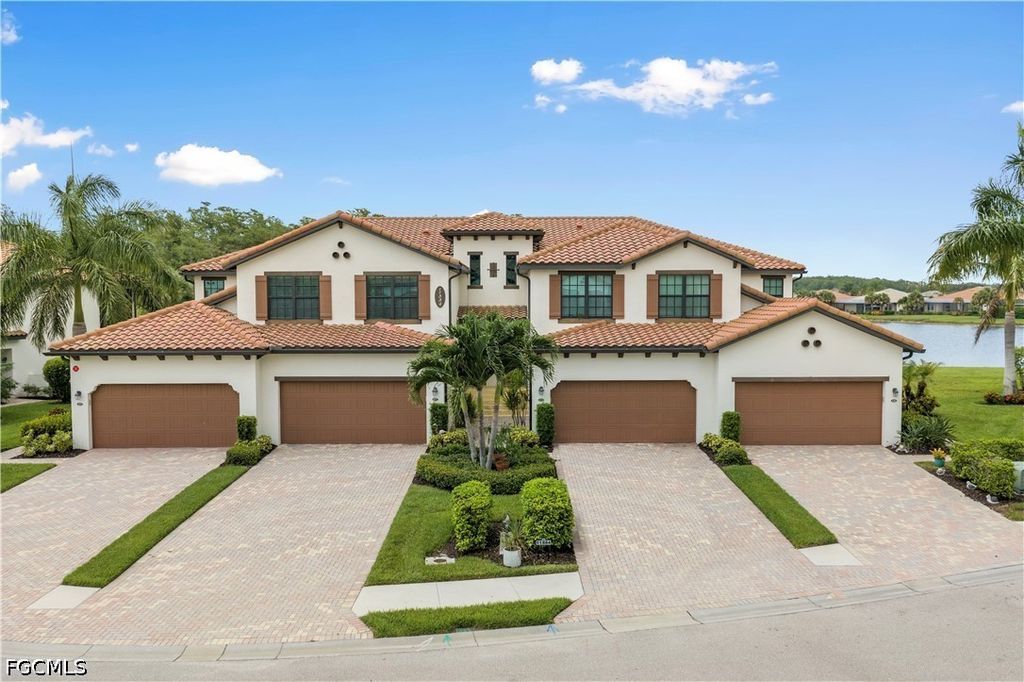 11884 Arboretum Run DR 201, Fort Myers, FL 33913