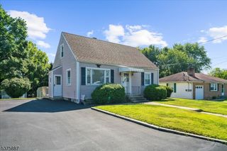 111 Red School Ln, Lopatcong Twp., NJ 08865