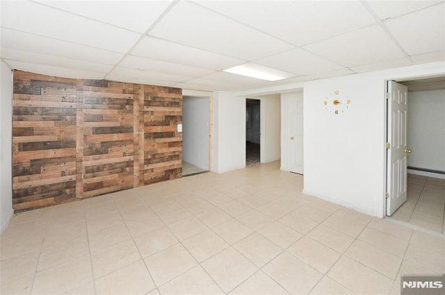 54 Avenue B, Lodi, NJ 07644