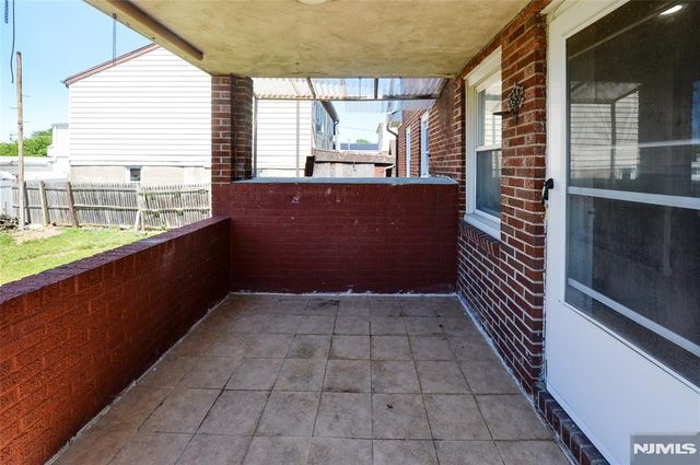 54 Avenue B, Lodi, NJ 07644