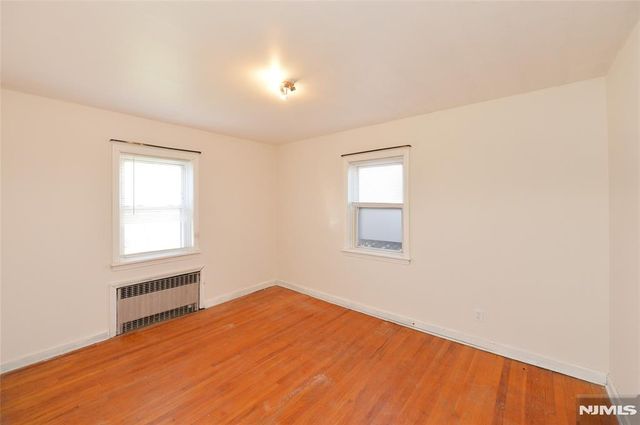 54 Avenue B, Lodi, NJ 07644