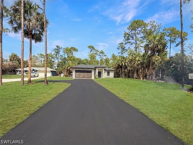 4687 14th AVE SE, Naples, FL 34117