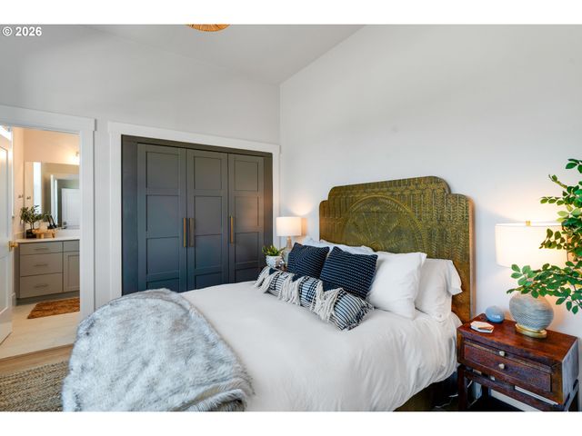 13602 Sw 165TH Ave, Tigard, OR 97223