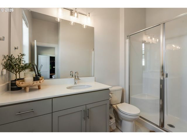 13602 Sw 165TH Ave, Tigard, OR 97223