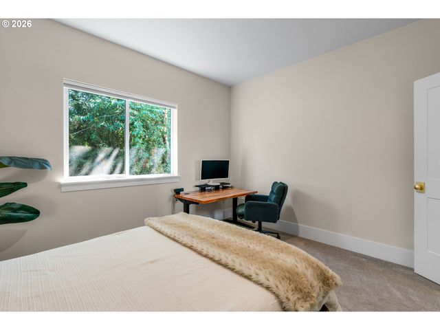 13602 Sw 165TH Ave, Tigard, OR 97223