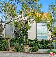1250 N Harper Avenue 414, Los Angeles, CA 90046