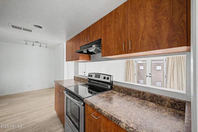 3422 N 12TH Place, Phoenix, AZ 85014