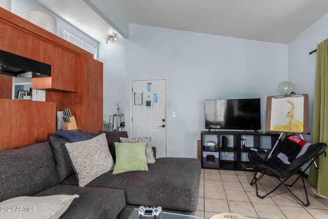 3422 N 12TH Place, Phoenix, AZ 85014