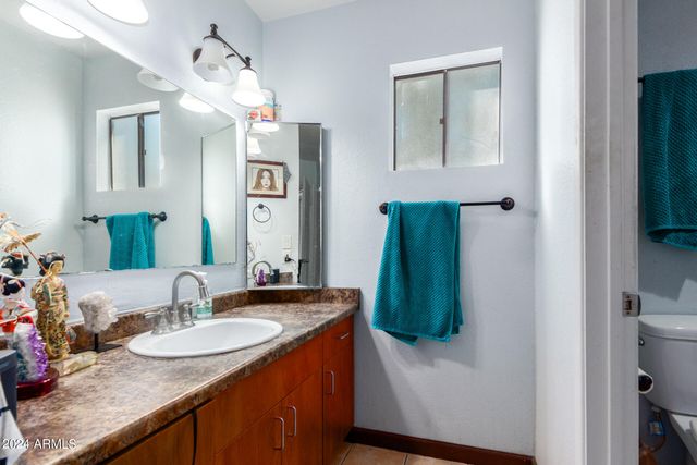 3422 N 12TH Place, Phoenix, AZ 85014