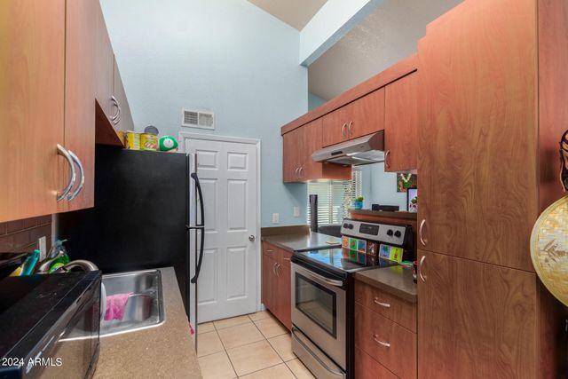 3422 N 12TH Place, Phoenix, AZ 85014
