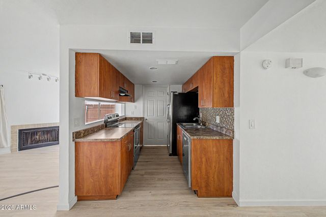 3422 N 12TH Place, Phoenix, AZ 85014