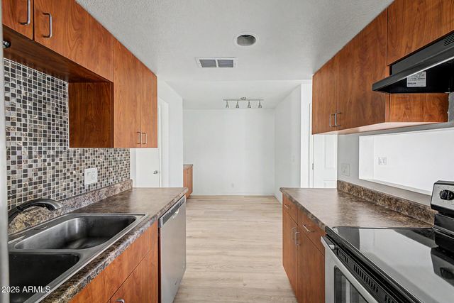 3422 N 12TH Place, Phoenix, AZ 85014