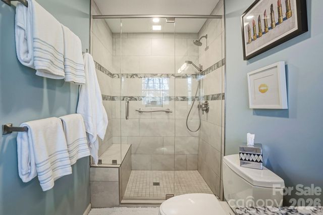 7 Brushwood Road, Asheville, NC 28804