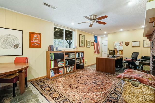 7 Brushwood Road, Asheville, NC 28804