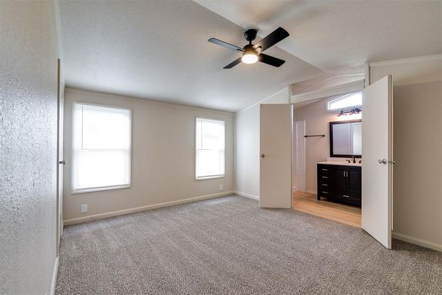 1040 County Street 2977, Blanchard, OK 73010