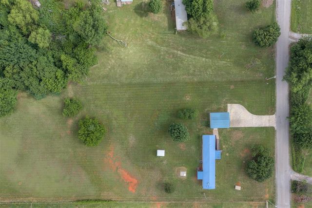 1040 County Street 2977, Blanchard, OK 73010