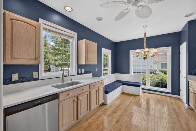 5 Highbank Trail, Plymouth, MA 02360