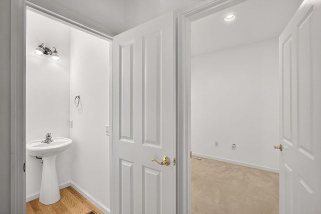 5 Highbank Trail, Plymouth, MA 02360