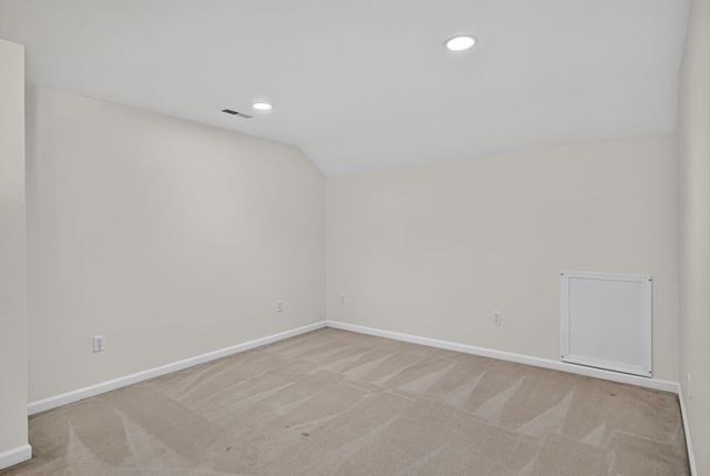 5 Highbank Trail, Plymouth, MA 02360