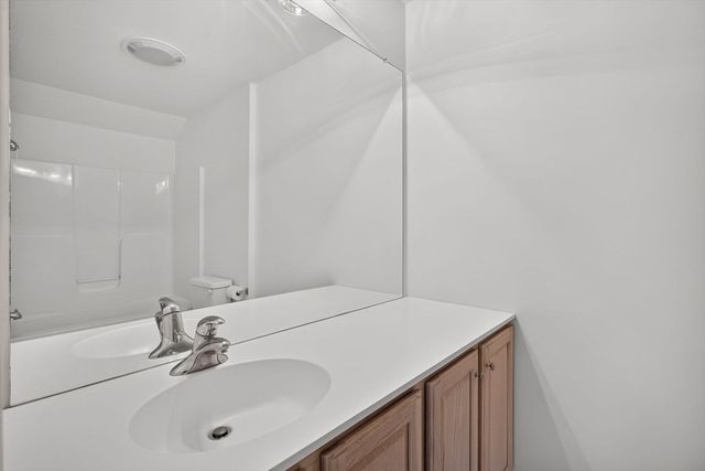 5 Highbank Trail, Plymouth, MA 02360