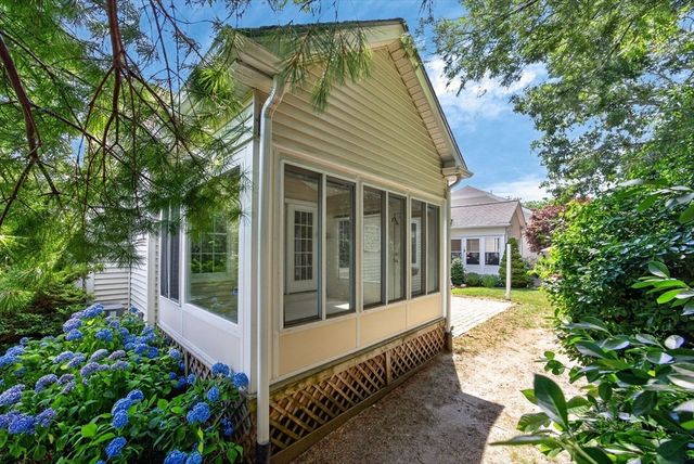 5 Highbank Trail, Plymouth, MA 02360