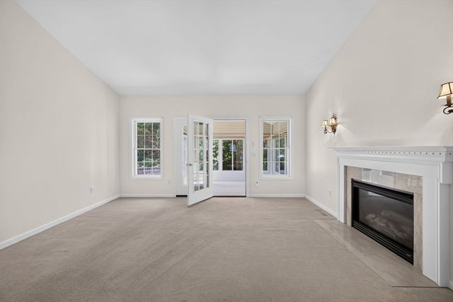 5 Highbank Trail, Plymouth, MA 02360