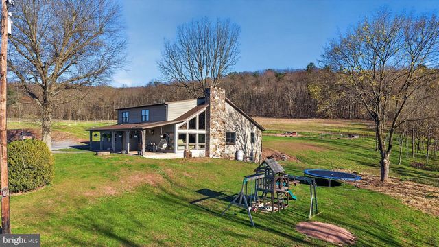 337 SWAMP RD, Halifax, PA 17032