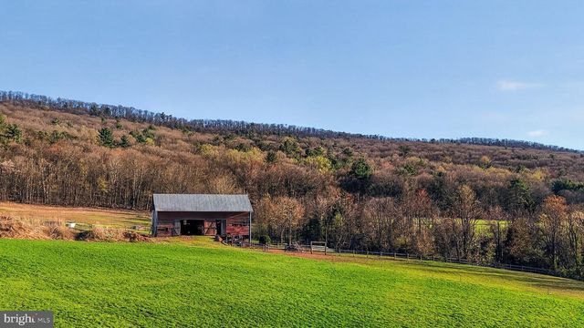 337 SWAMP RD, Halifax, PA 17032
