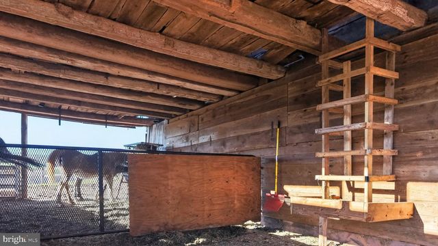 337 SWAMP RD, Halifax, PA 17032