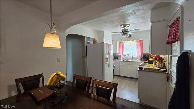 855 E College Street, Alliance, OH 44601