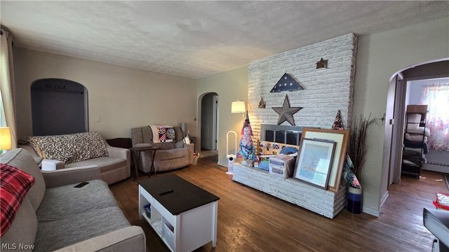 855 E College Street, Alliance, OH 44601