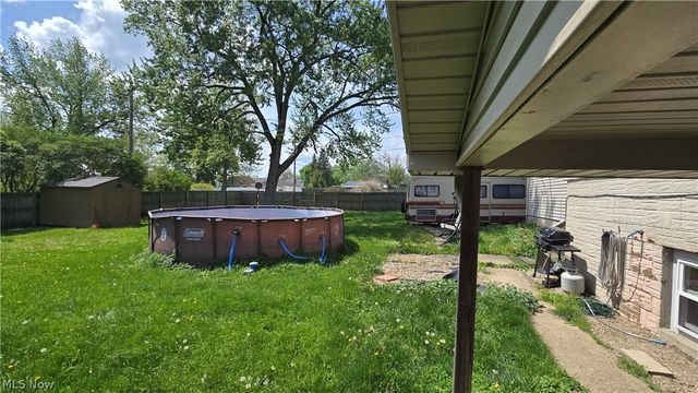 855 E College Street, Alliance, OH 44601