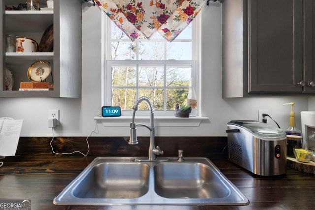 16 Wesley Mill Drive, Adairsville, GA 30103