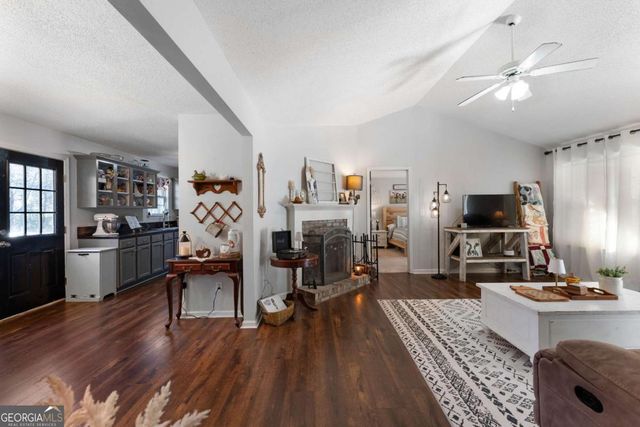 16 Wesley Mill Drive, Adairsville, GA 30103