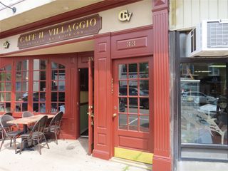 33 Deer Park Avenue 2C, Babylon, NY 11702