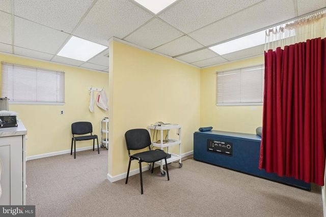 81 SOMERSET DR, Willingboro, NJ 08046