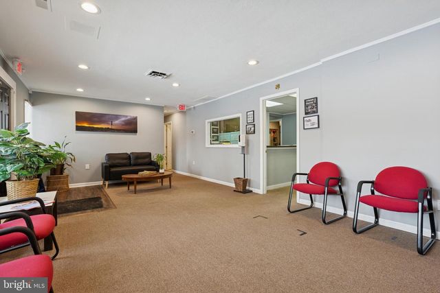 81 SOMERSET DR, Willingboro, NJ 08046