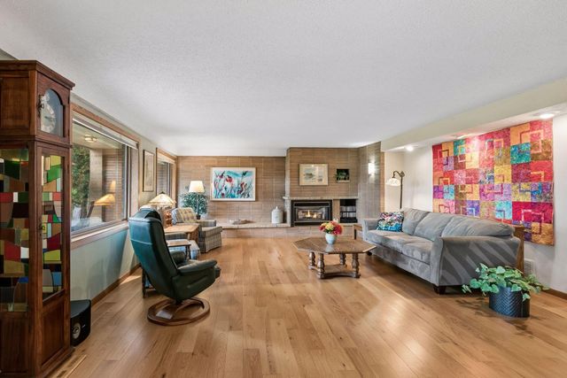 5442 Mayview Road, Minnetonka, MN 55345