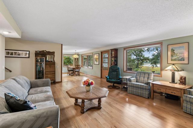 5442 Mayview Road, Minnetonka, MN 55345