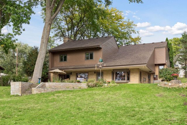 5442 Mayview Road, Minnetonka, MN 55345