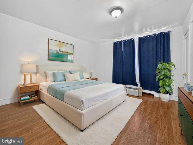 5214 D ST, Philadelphia, PA 19120