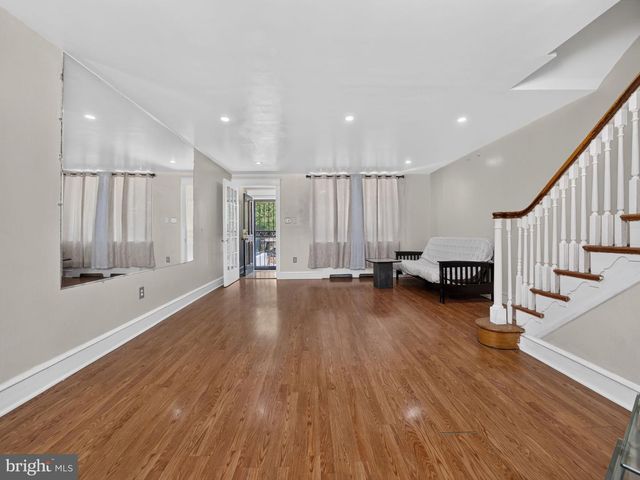 5214 D ST, Philadelphia, PA 19120