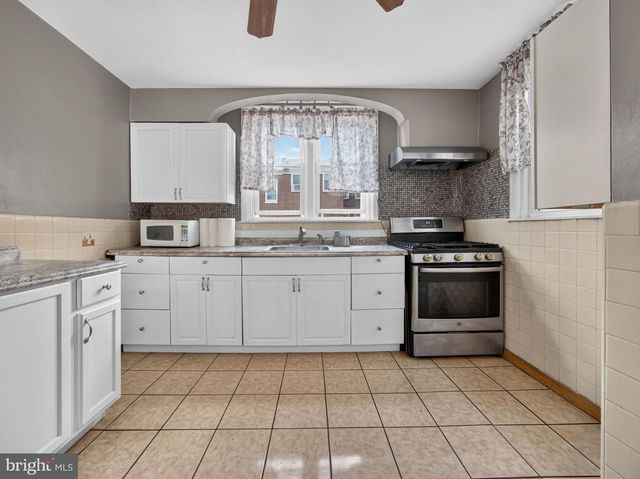 5214 D ST, Philadelphia, PA 19120