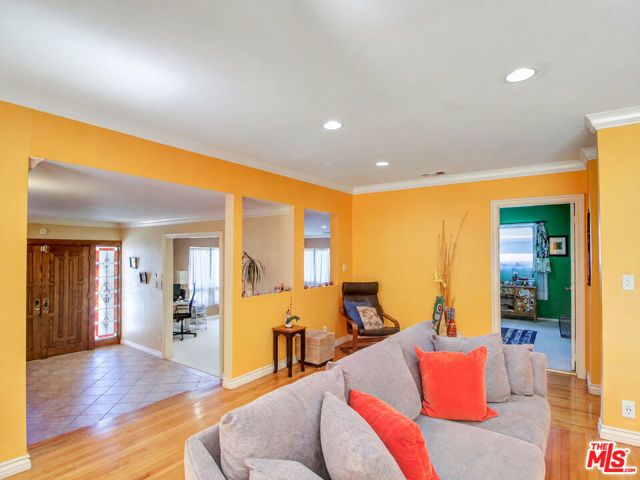 5720 El Rincon Way, Culver City, CA 90230