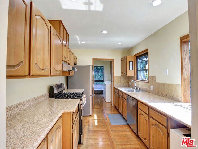 5720 El Rincon Way, Culver City, CA 90230