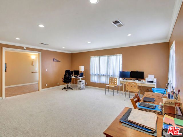5720 El Rincon Way, Culver City, CA 90230