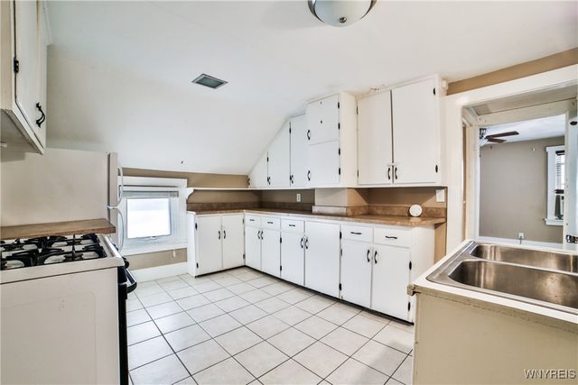 4821 Harlem Road, Amherst, NY 14226