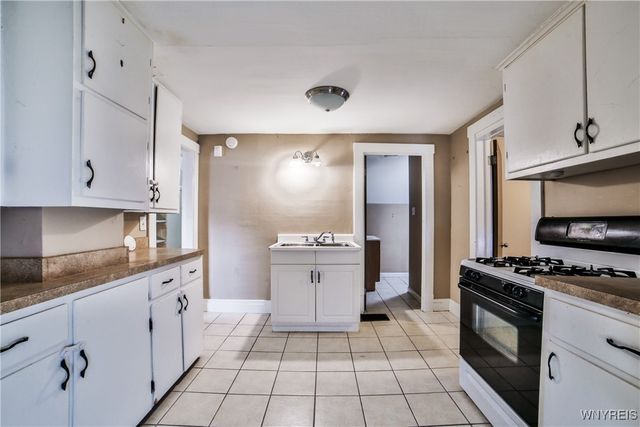 4821 Harlem Road, Amherst, NY 14226